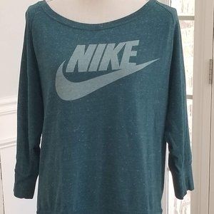 Nike 3/4 Sleeve Logo Top Size  Large
